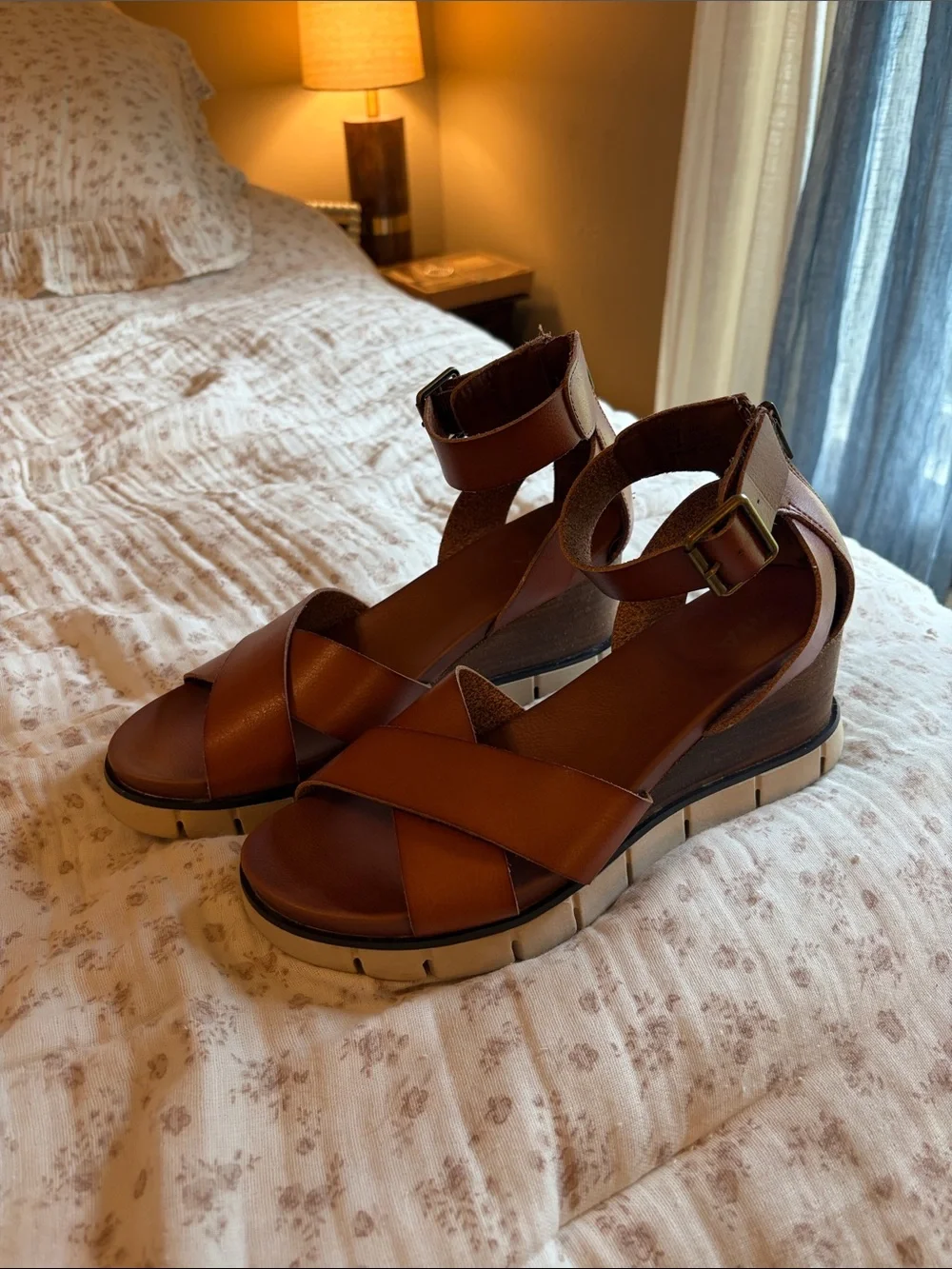 MIA stylish wedge